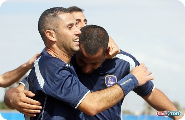 שרידים מהעונה שעברה. מגול ופרץ (צילום:לירן דורף)